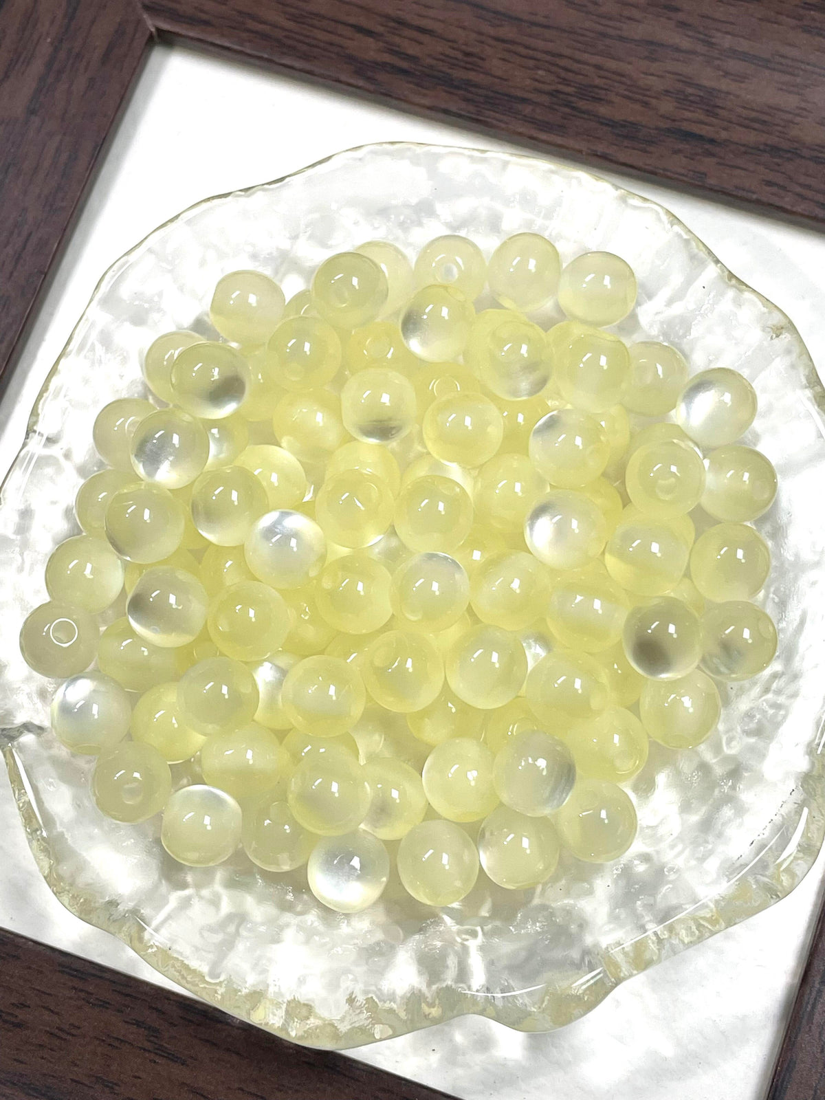 8mm Gold-Flash Cat Eye Resin Beads for DIY Jewelry Making